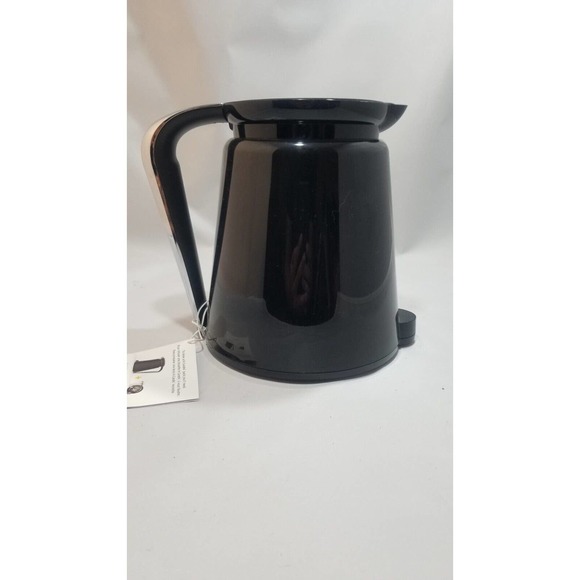 Keurig 2.0 Replacement Thermal Carafe - 32oz Black with Chrome Silver Handle - Picture 4 of 9